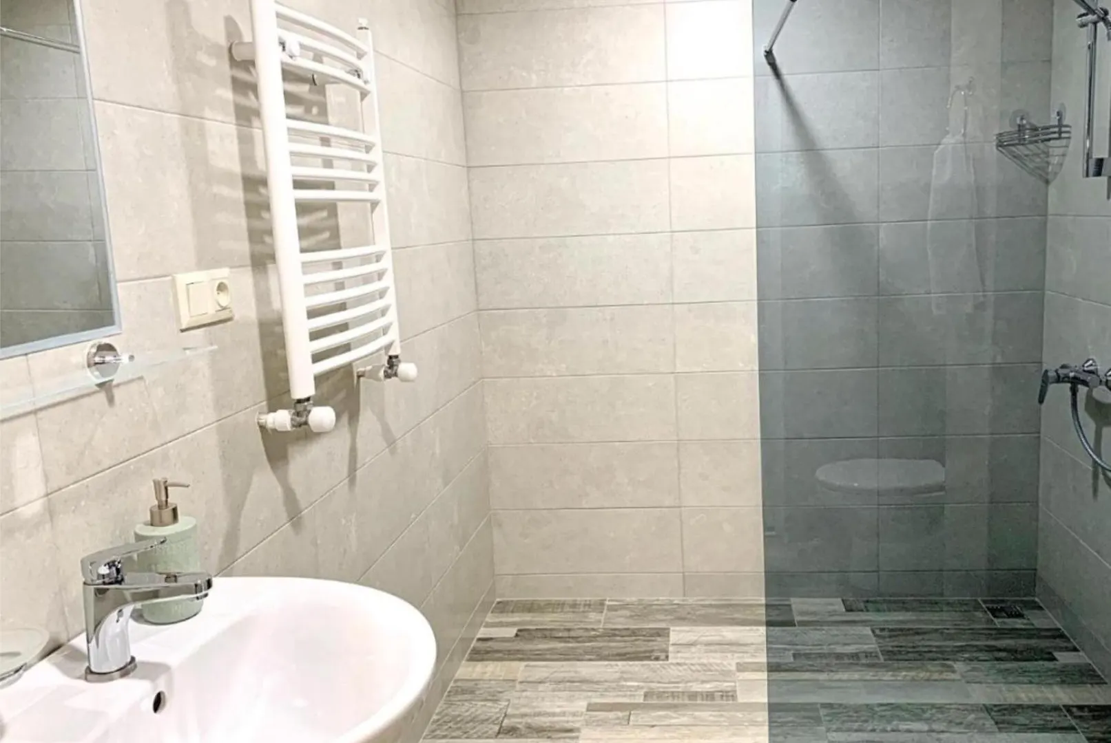 Hotel Nikala تبليسي 0*,  جورجيا