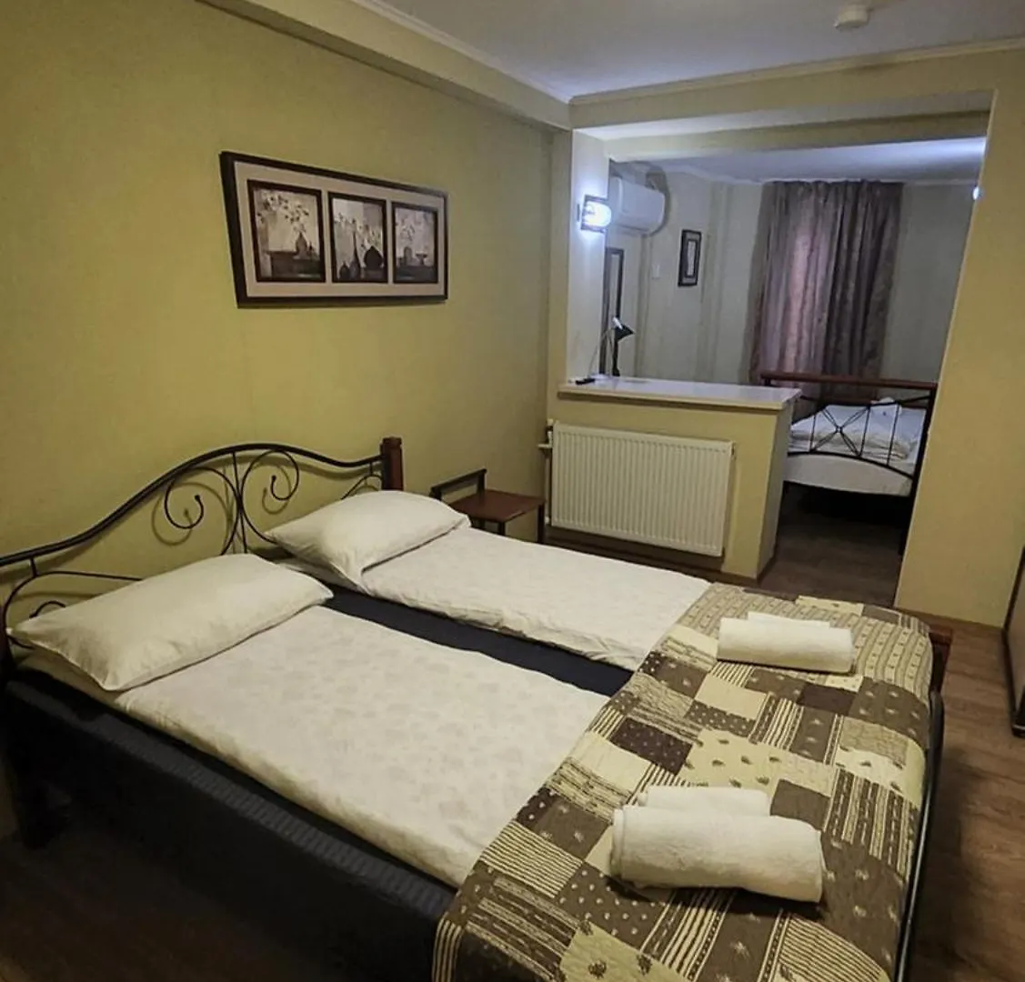 Hotel Nikala تبليسي